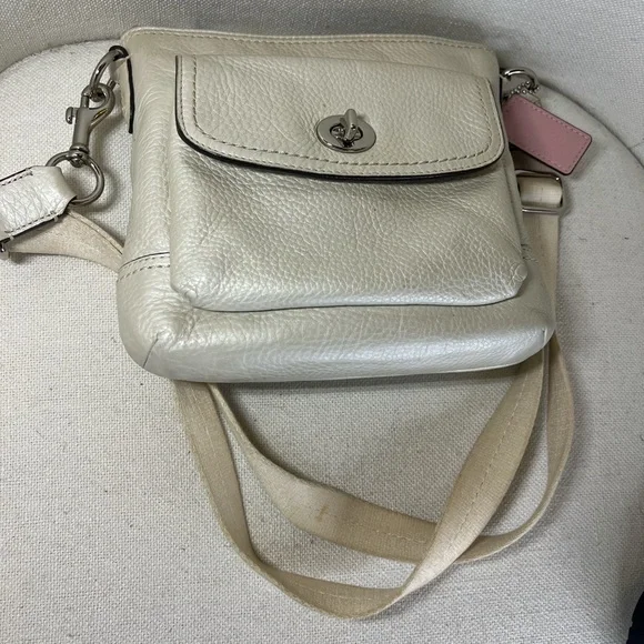 Coach Cream Leather Crossbody Bag - Picture 6 of 9